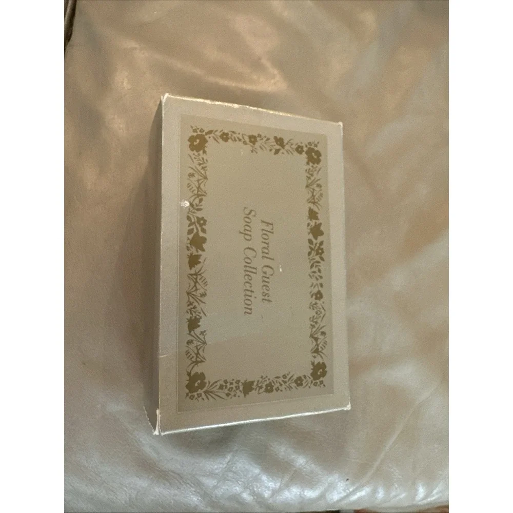 Vintage Avon Floral‎ Guest Soap Collection - NEW OLD STOCK 1999 -